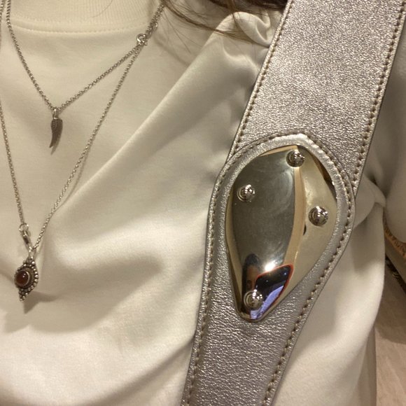 Gucci leather silver bag with - rarely worn, like new - Picture 4 of 9